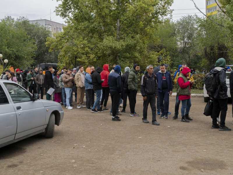 Il Kazakistan accoglie i cittadini in fuga dalla guerra di Putin