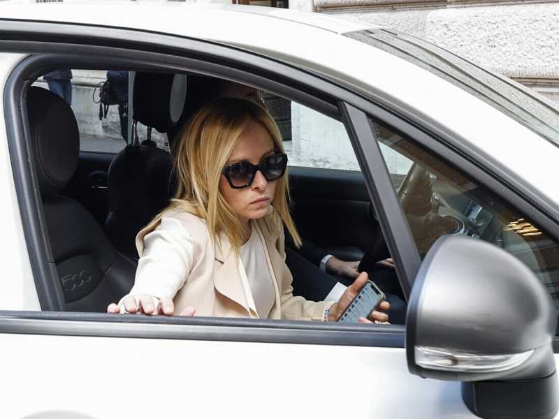 Meloni, la grana gas e la caccia al nuovo ministro dell'Energia: "Che facciamo?"