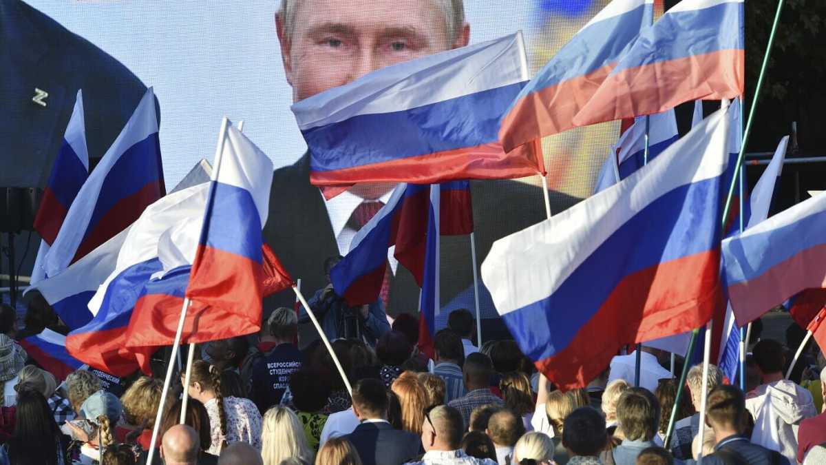 Immagine di Si sente qualche scricchiolio tra i governatori russi
