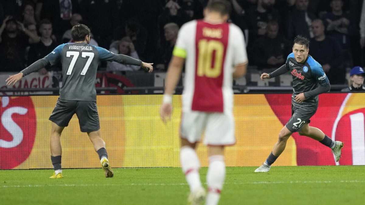 Immagine di Champions League. Le vittorie di Napoli e Inter sono un magnifico paradosso