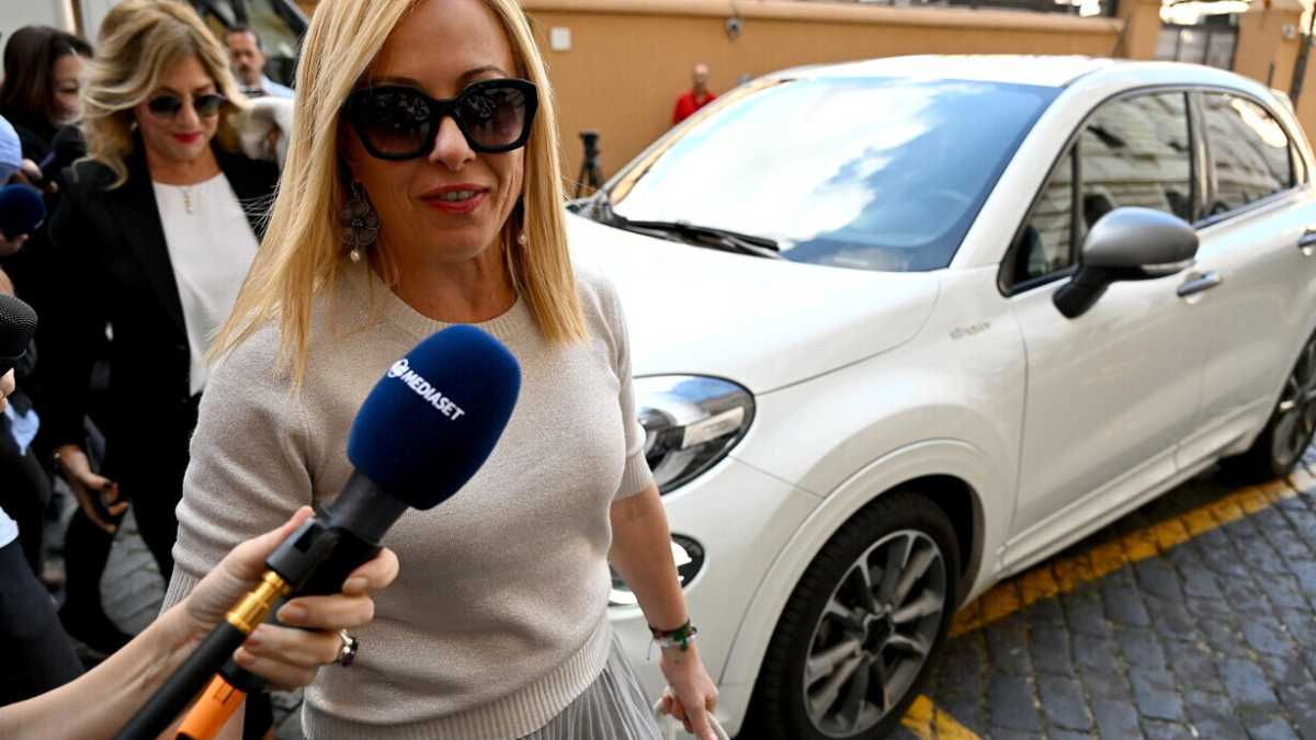 Immagine di L'establishment e la prova della politica dei due Meloni
