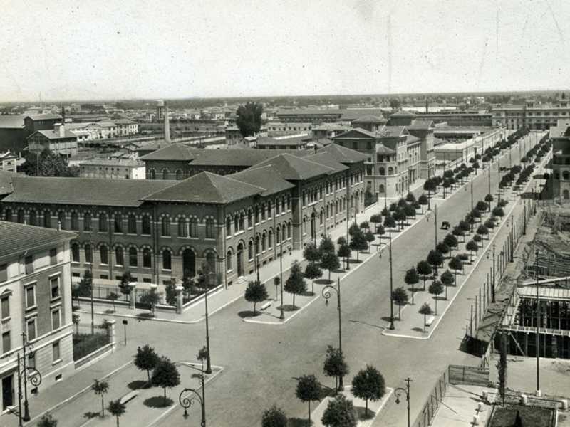 Viale della Libertà a Forlì nel 1935 (Wikipedia) 
