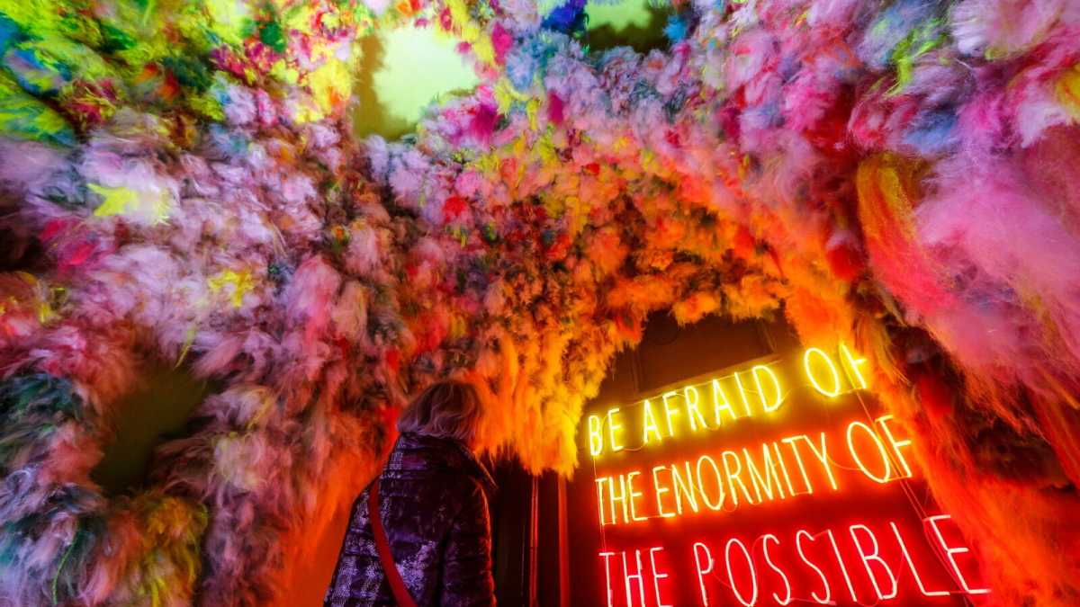 Immagine di Crazy, il volto della follia artistica al Chiostro del Bramante