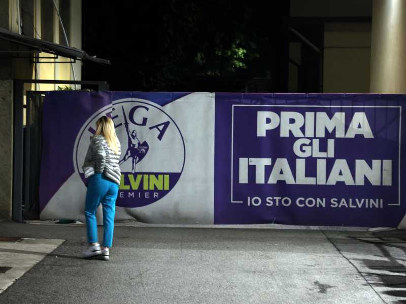 La Kiev leghista. A Seriate contestato Salvini: "E' peggio della crisi del 1992"