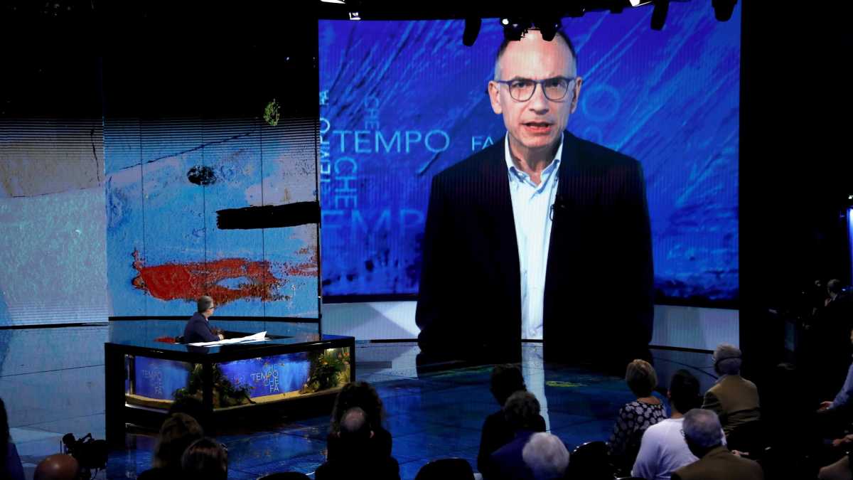 Immagine di Letta vuole l'opposizione "larga". Ma il primo ostacolo è l'opposizione interna al Pd