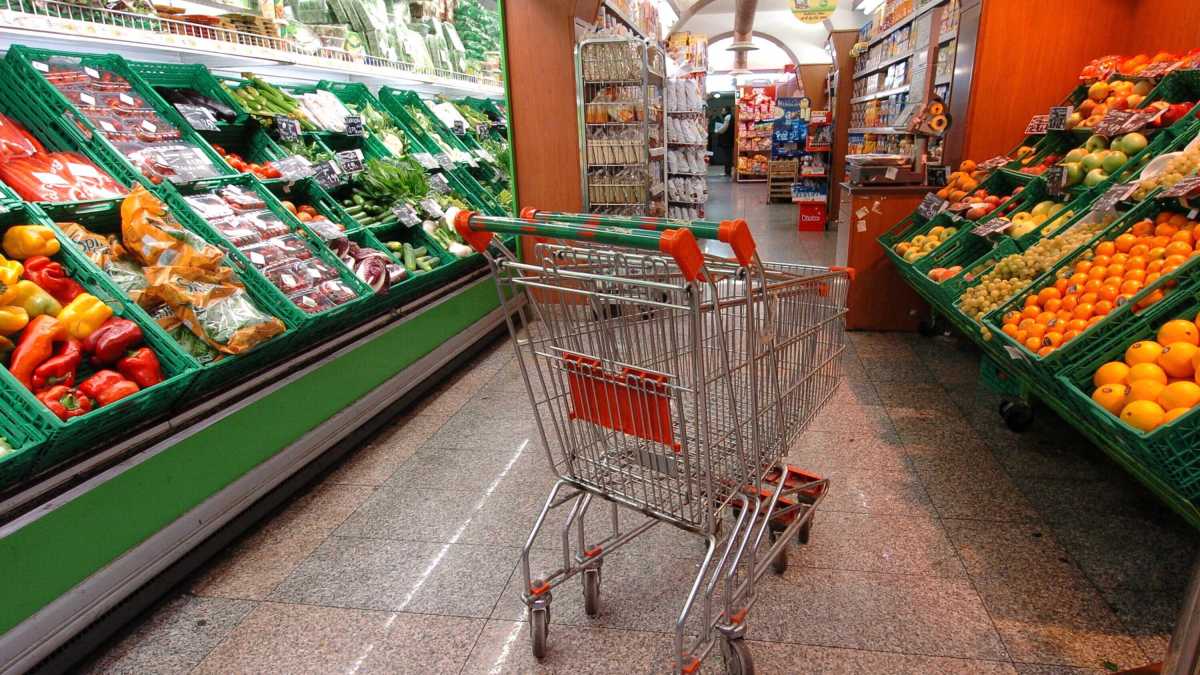 Immagine di Guerra e inflazione frenano l’economia globale. Il Fmi vede la recessione in arrivo