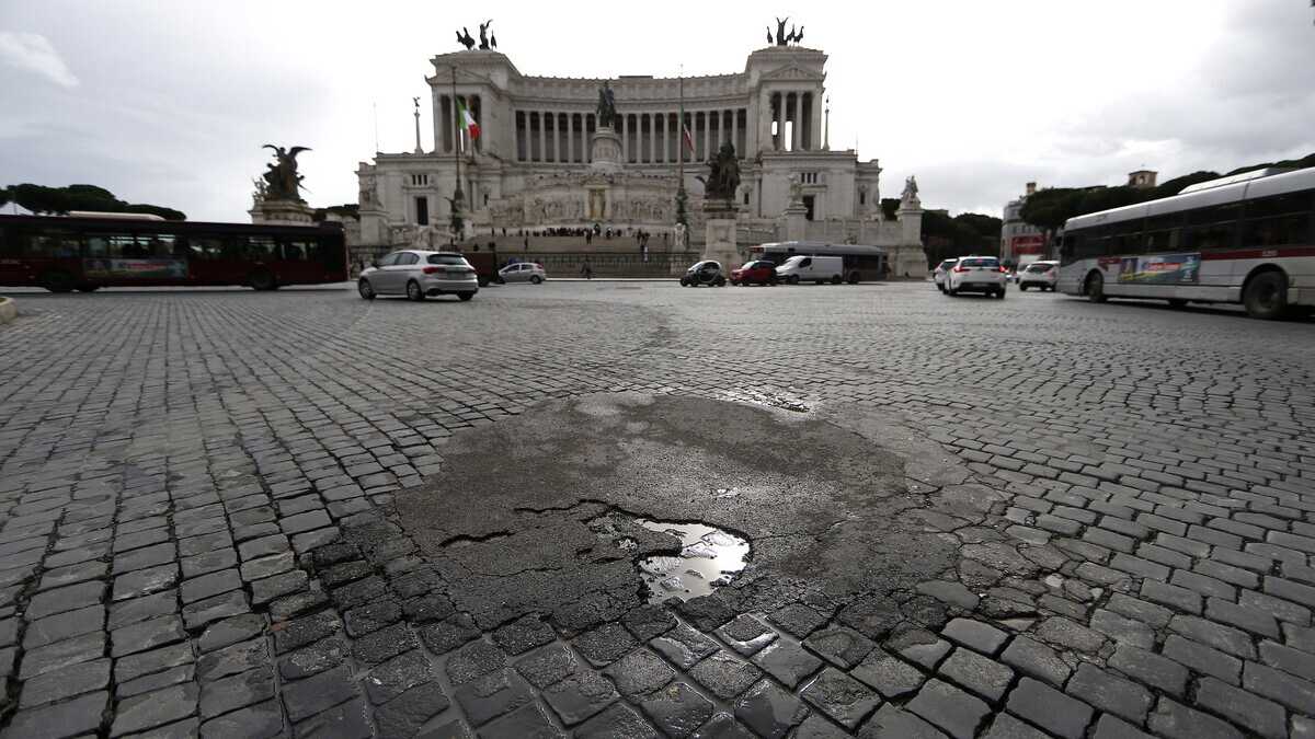 Immagine di La speranza si leva: gli ucraini tapperanno le buche in 48 ore