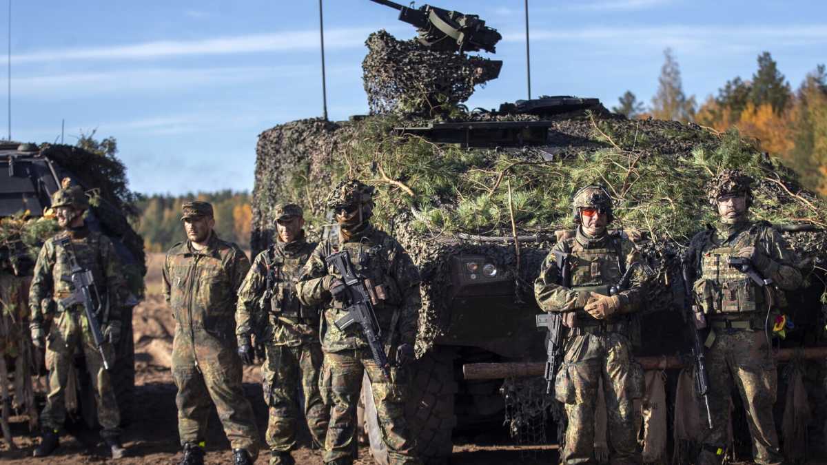 Immagine di A Ramstein la Nato conferma il sostegno all'Ucraina. Le forniture e i ritardi