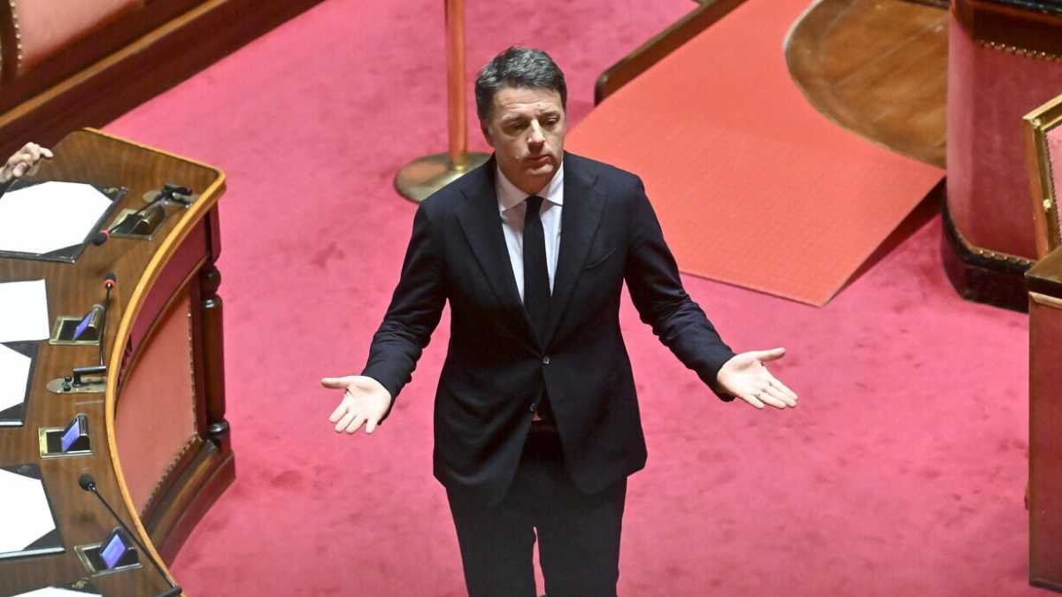 Immagine di Renzi: "Se avessi votato La Russa lo rivendicherei". Il leader di Iv verso la vicepresidenza del Senato