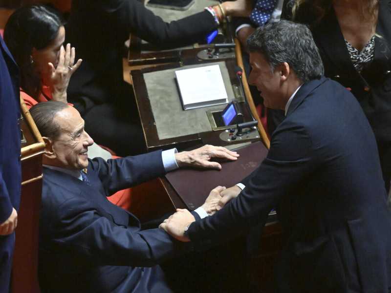 I sospetti incrociati tra Renzi, Pd e M5s. Il sostegno a La Russa nella trattativa per le vicepresidenze