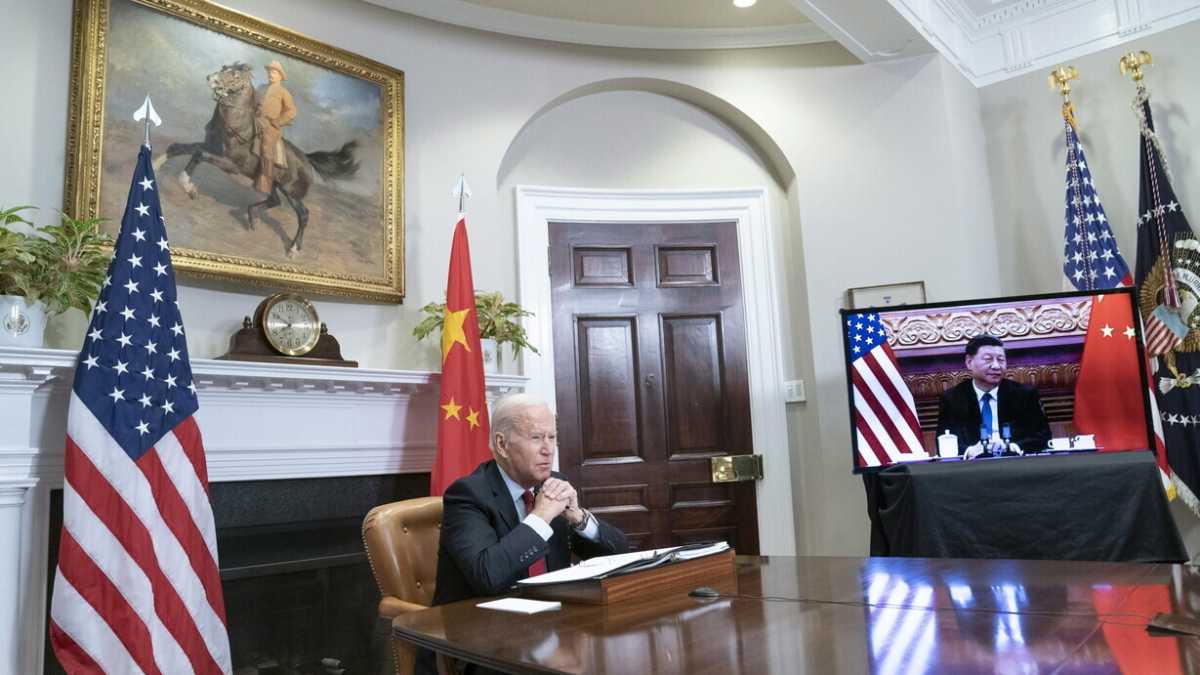 Immagine di Così Biden sta cercando di isolare la Cina sul petrolio del futuro, i chip