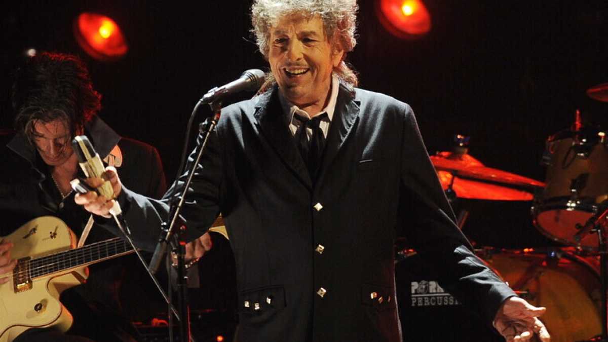 Immagine di Bob Dylan a Roma. Un libro racconta la sua favoleggiata esibizione al Folkstudio di Trastevere