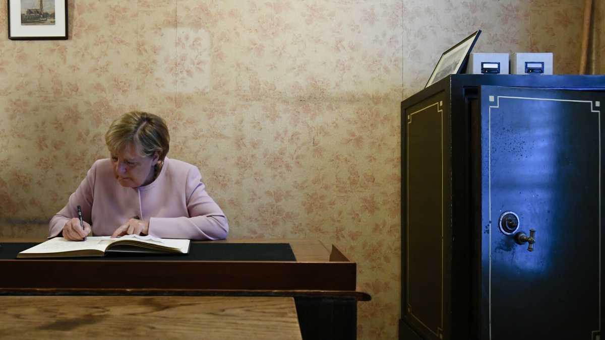 Immagine di Come e quanto è cambiata l’eredità politica di Merkel in tempo di guerra. Un girotondo