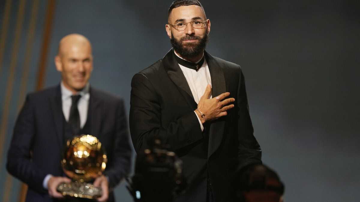 Immagine di Il Pallone d'Oro a Karim Benzema è una pausa al calcio percepito