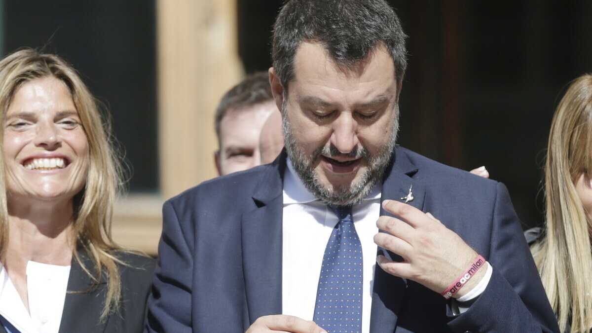 Immagine di Matteo Salvini XXIII. Negozia la pace tra Meloni e Cav. Ipotesi Ceccardi vicesegretaria