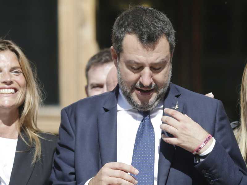 Matteo Salvini XXIII. Negozia la pace tra Meloni e Cav. Ipotesi Ceccardi vicesegretaria