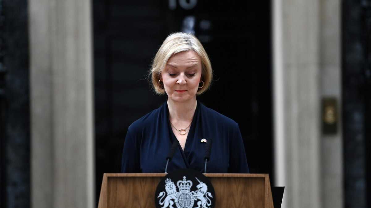 Immagine di Si è dimessa anche Liz Truss, quarto premier dal 2016. Il buio del Regno Unito