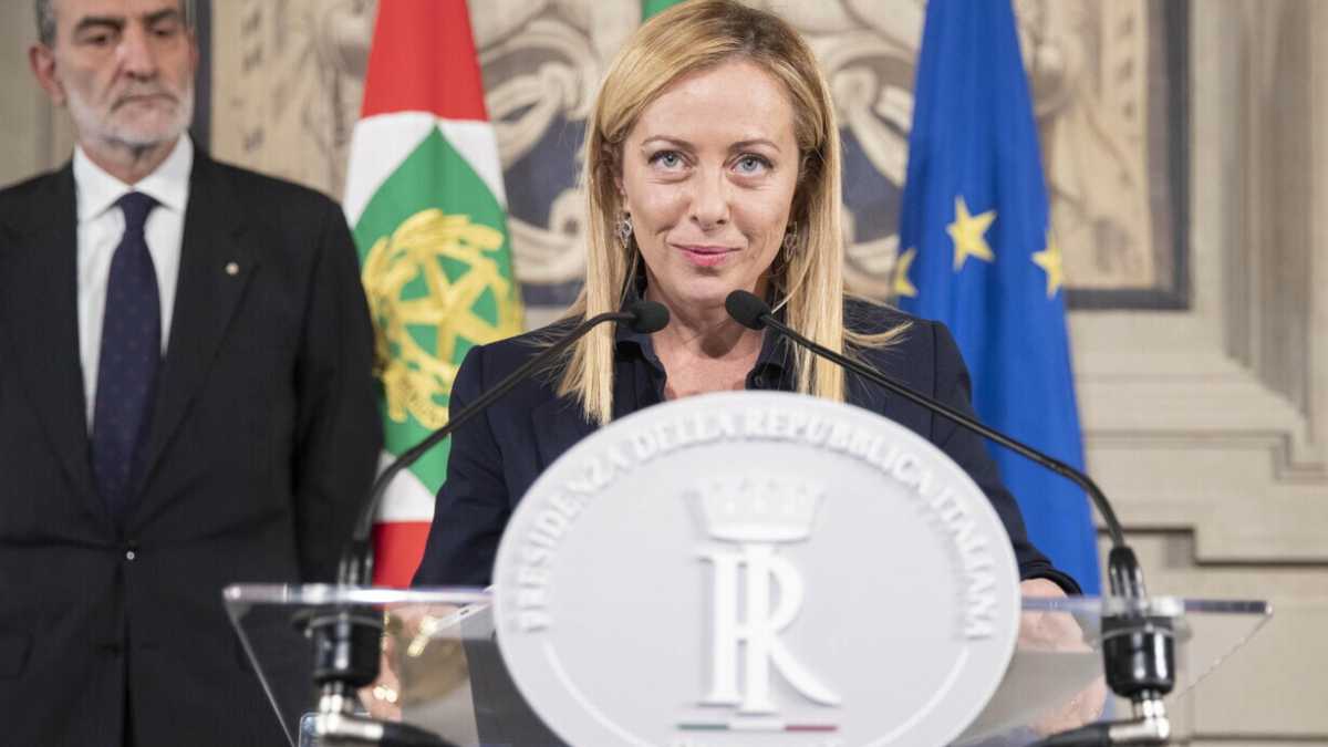 Immagine di Giorgia corre da sola: prende il triplo dei ministri e decide senza informare Lega e FI