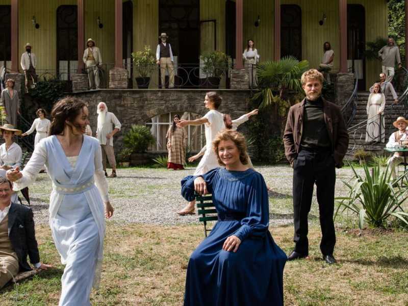 Una scena tratta dal film "Monte Verità" di Stefan Jäger