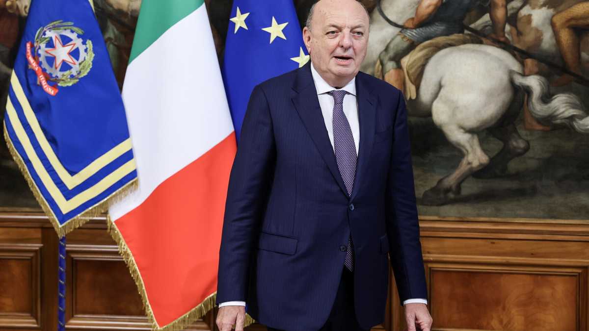 Immagine di Pichetto si affida a Cingolani: "Sul gas ho bisogno di te. Massima continuità"