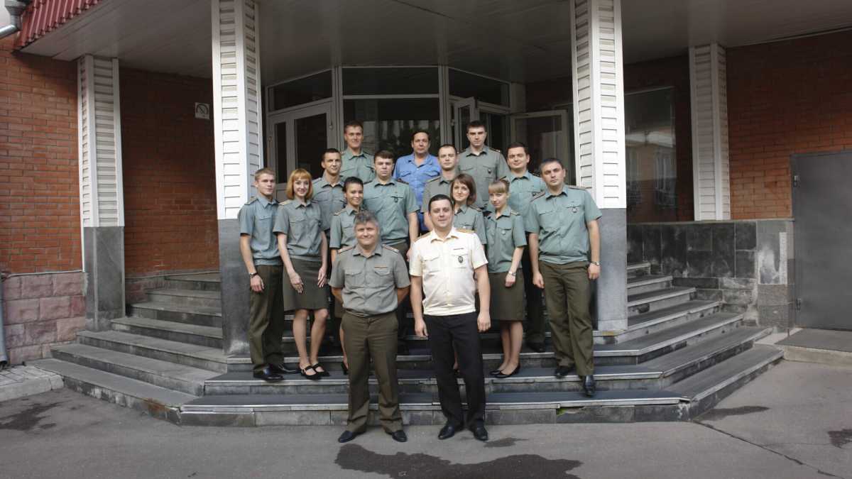 Immagine di Ventenni e nerd: la squadra che decide la traiettoria dei missili russi contro i civili ucraini
