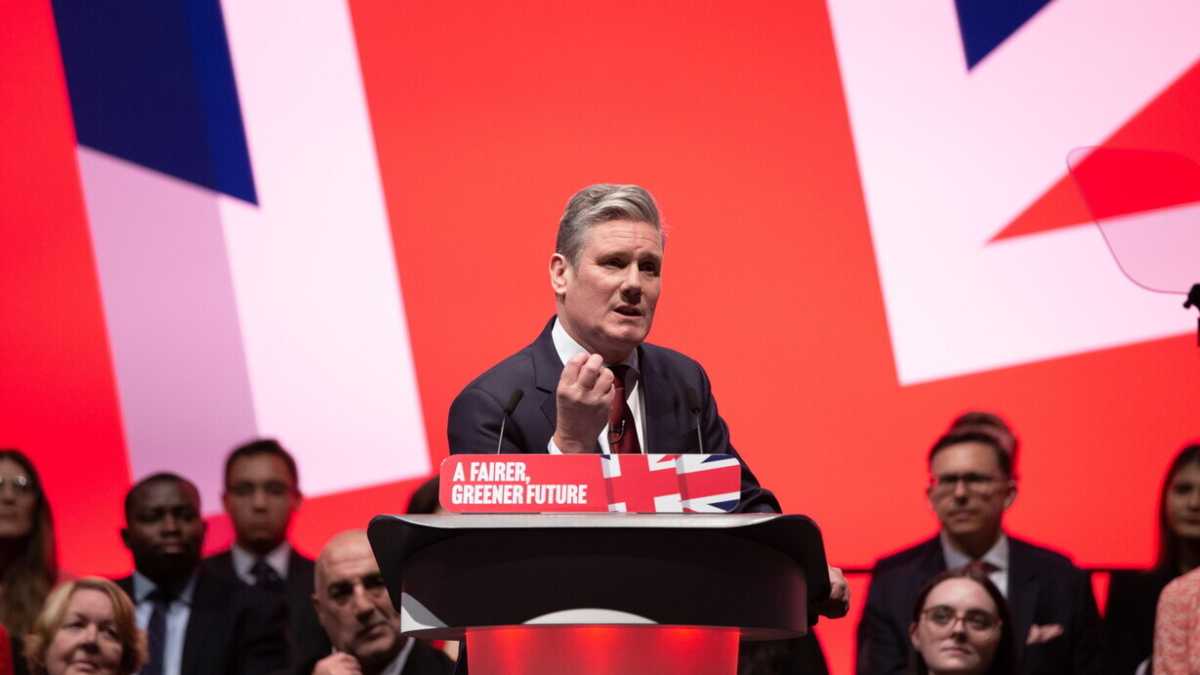 Immagine di Il Labour inglese è tornato popolare. Così Starmer vuole riformare la sinistra
