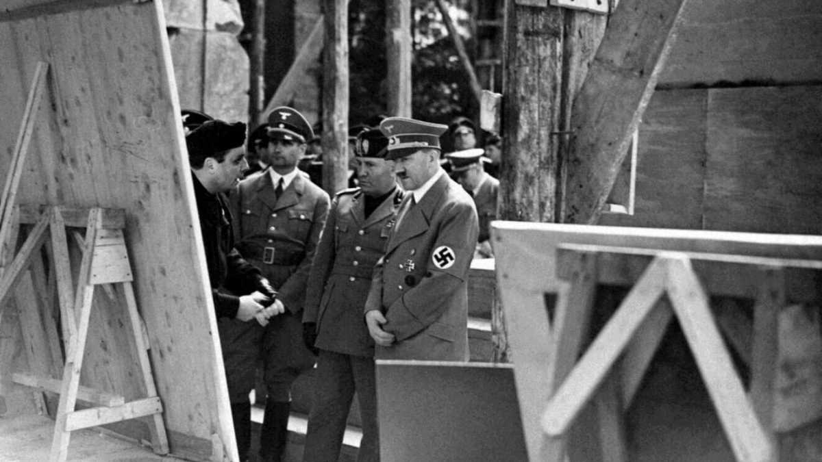 Immagine di Mura, provocante e fascista ma accusata dal Duce di “mancato razzismo”