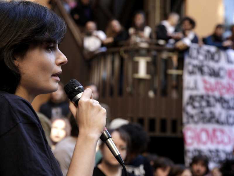 Come non amare i collettivi studenteschi, che occupano le facoltà ma onorano il ponte di Ognissanti