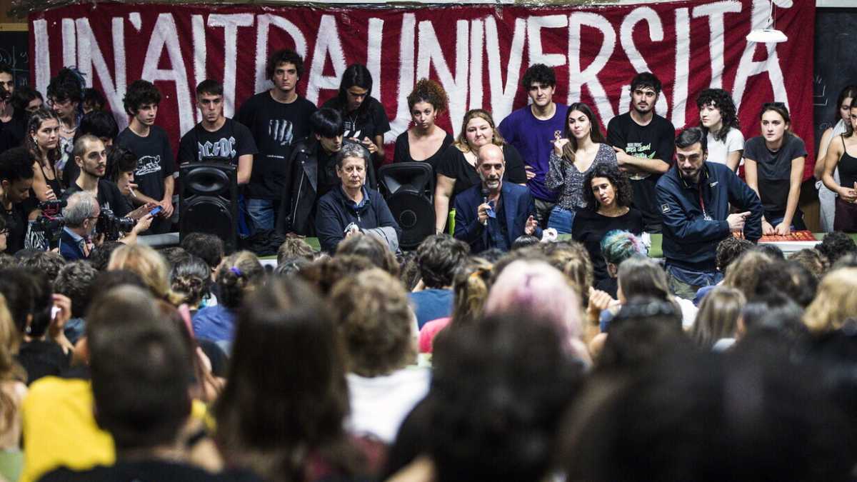 Immagine di Un’occupazione di studenti è banale, ma interromperla per il ponte è cretinaggine