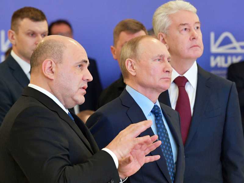 Putin mette mano alle istituzioni e schiera i burocrati