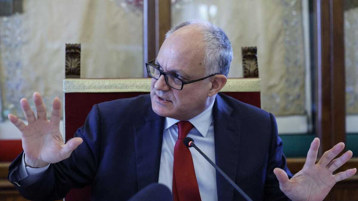 Immagine di Roma pulita entro Natale, ma di quale anno?