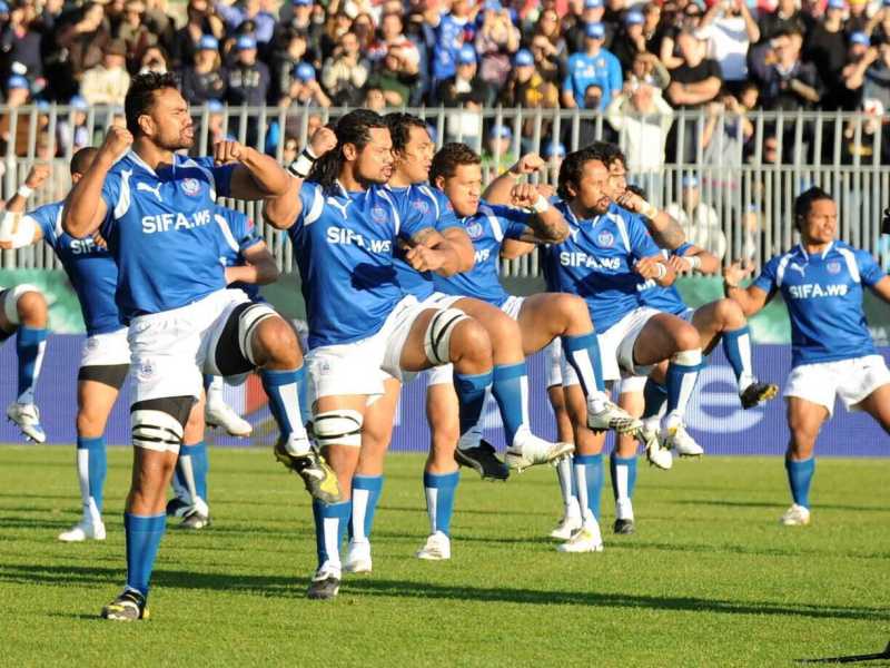 La danza di guerra che Samoa rappresenta prima dei match (foto LaPresse)<br />