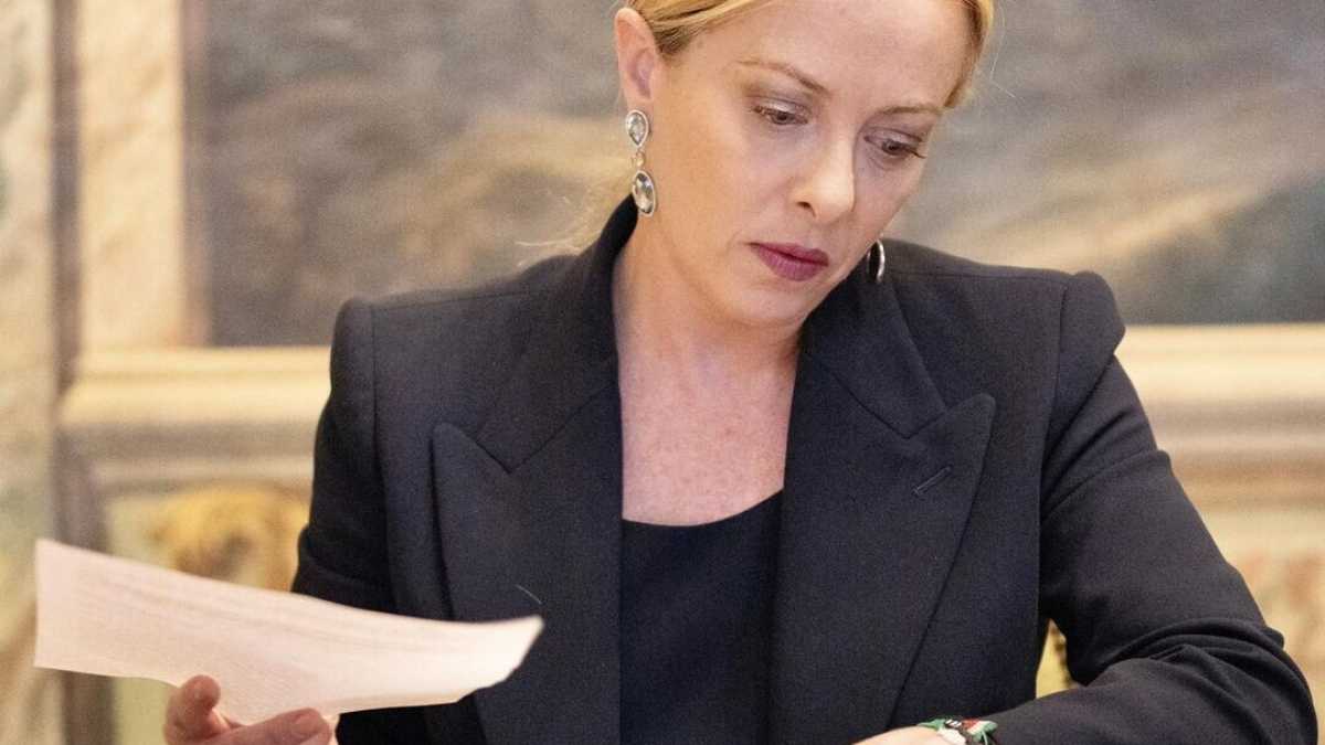 Immagine di Meloni: "I cittadini ci hanno chiesto di difendere i confini italiani"