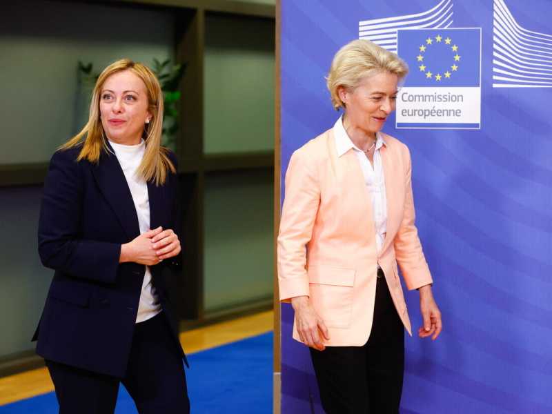 Giorgia Meloni e Ursula von der Leyen a Bruxelles (Ansa)