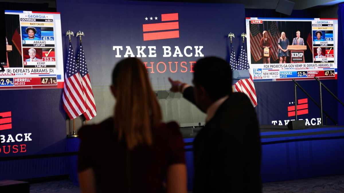 Immagine di I negazionisti trumpiani si stanno leccando le ferite di midterm