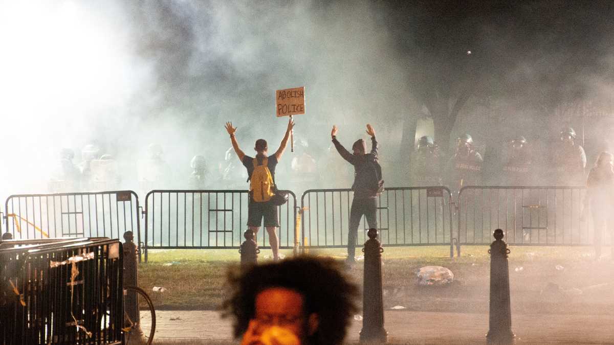 Immagine di Le norme anti rave che non servono. Di che cosa ha paura il potere?