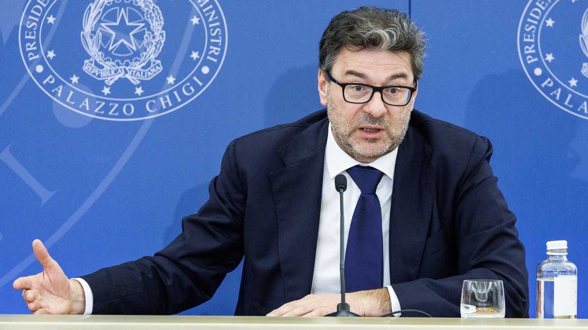 Immagine di "Fozza Lindner". Così Giorgetti costruisce una diplomazia parallela con Berlino, e si prepara alla svolta sul Mes