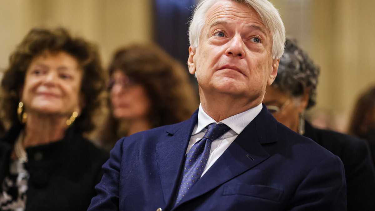 Immagine di "Non trattare con Moratti è ingiustificato. Da parte del Pd sdegnoso giudizio di classe". Parla Ferruccio de Bortoli