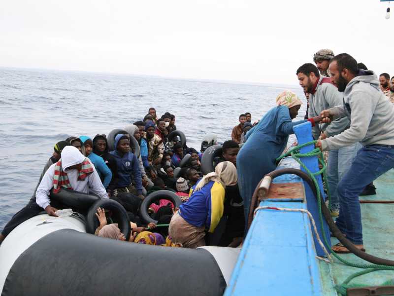 Sui migranti il Ppe è d'accordo con il governo Meloni. E rilancia i dati parziali del Viminale