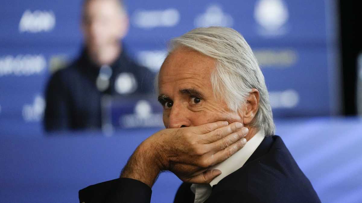 Immagine di Malagò vittima della gogna