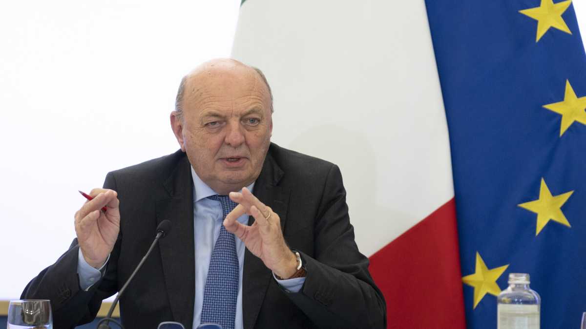 Immagine di Bruxelles promuove il price cap. L’Italia esulta. Ma i paletti sono (ancora) tanti