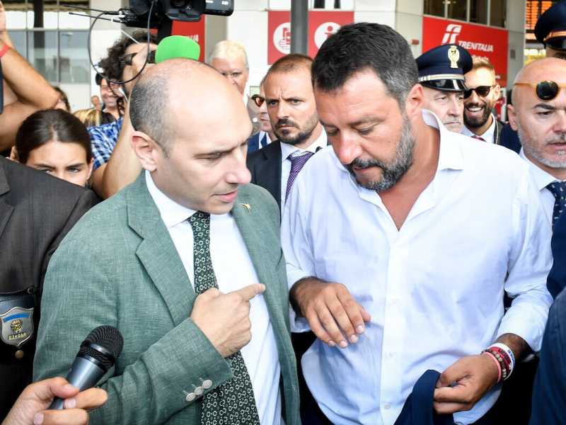 Salvini stravolge il suo ministero, e dà l'assalto alla cabina di regia del Pnrr. Facendo arrabbiare FdI