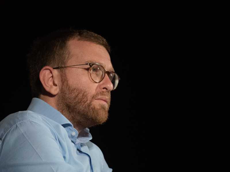 Provenzano: "Congresso Pd? Basta. Decidiamo". De Luca contro tutti. Si candida segretario
