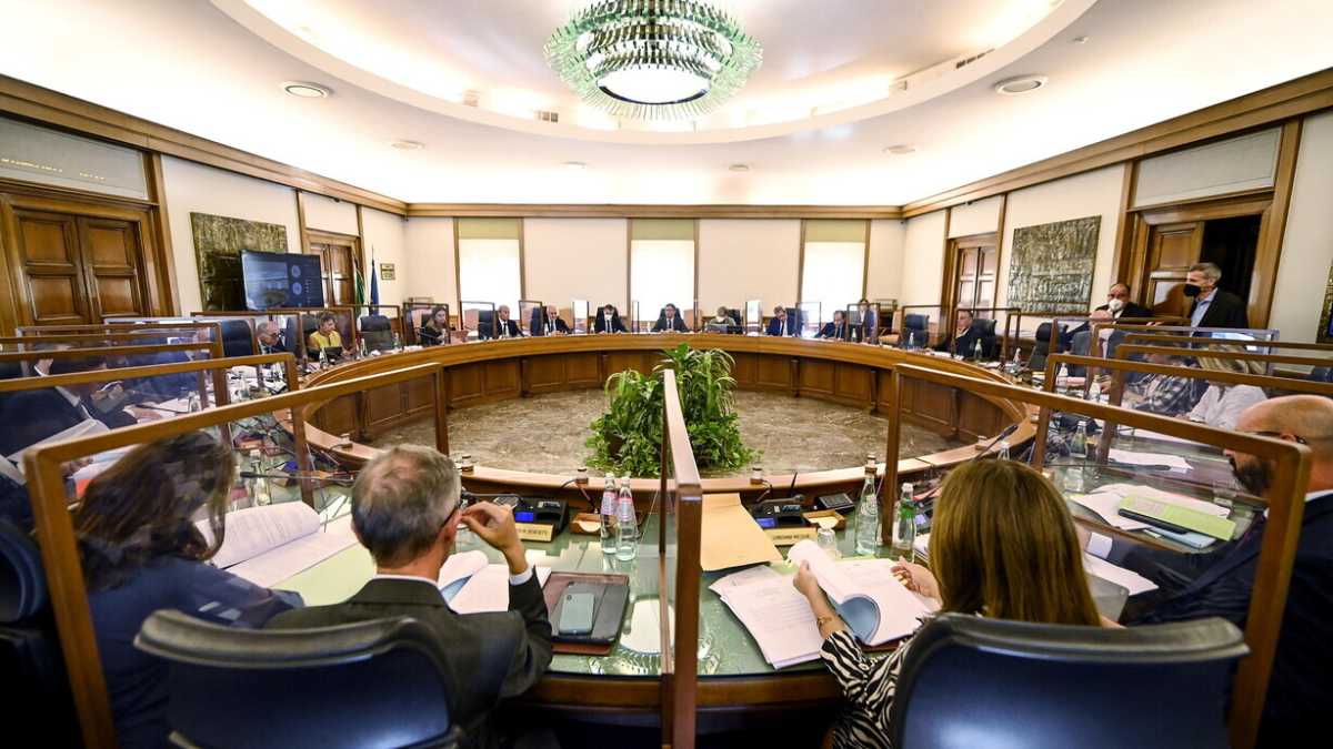 Immagine di La farsa della “parità di genere” nell’elezione dei laici al Csm