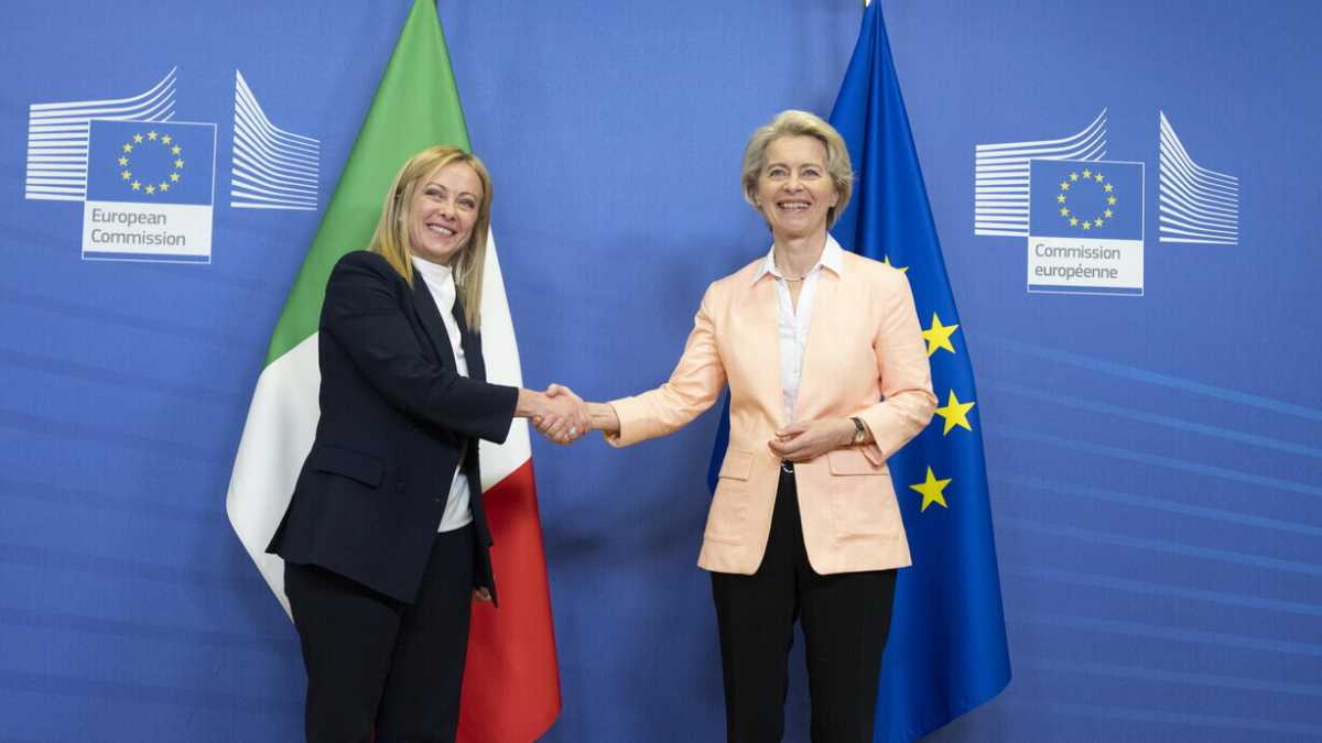 Immagine di Meloni osservata speciale dalla Ue (e dal Colle) sulla manovra: zero strappi