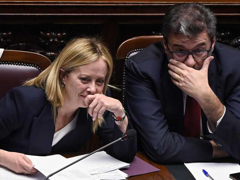 Dal cuneo fiscale al Rdc: la vera manovra di Meloni è nascondere le retromarce