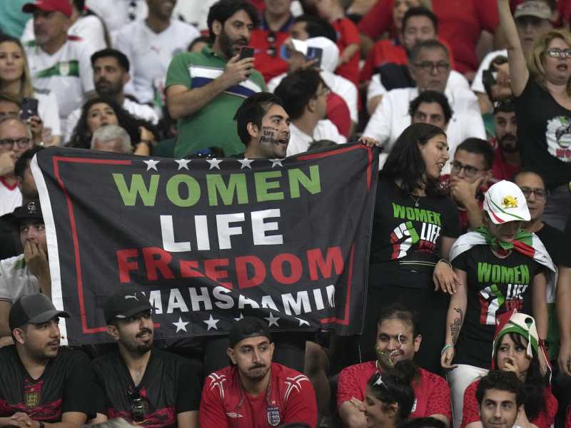 Dalla parte della Nazionale di calcio iraniana, contro il regime