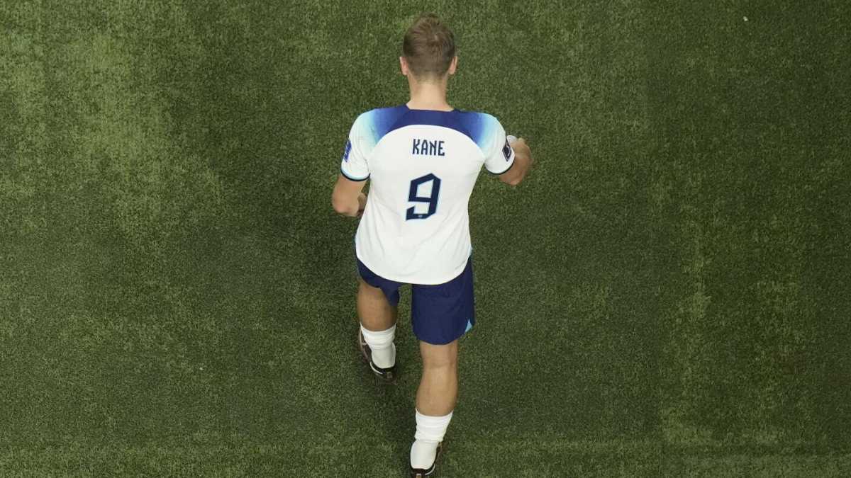 Immagine di L'inutilità di chiedere ai calciatori di farsi simboli di lotta