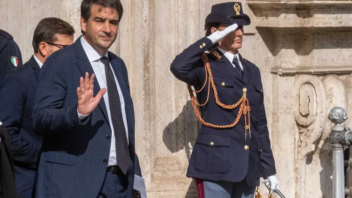 Immagine di I viaggi di Fitto, per trovare risorse europee da spendere sul gas a primavera