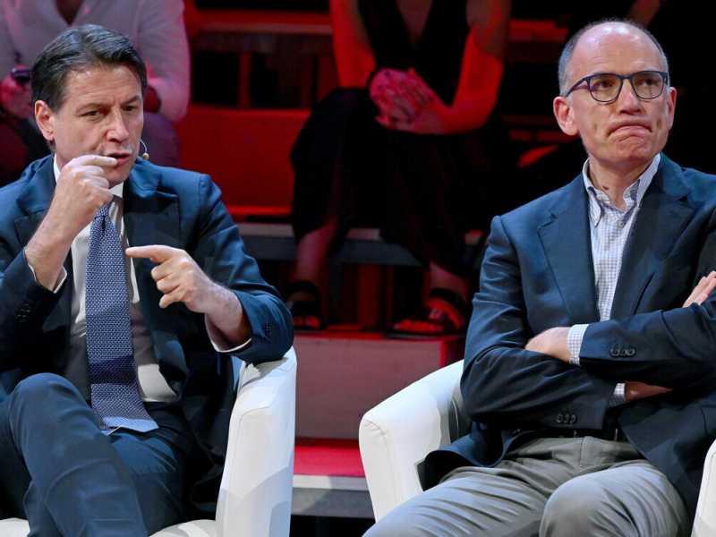 Manovra, opposizioni divise: Conte e il Pd già litigano sulla piazza. E Meloni gongola